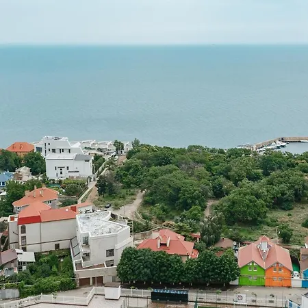 Direct Sea View