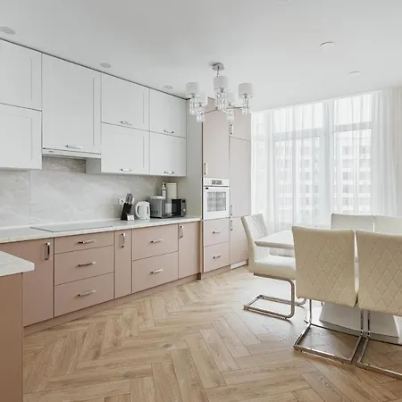 Direct Sea View Apartment *