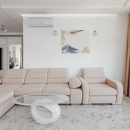 Sea Pearl Direct Apartment Odesa