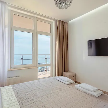 Direct Sea View Apartment Odesa