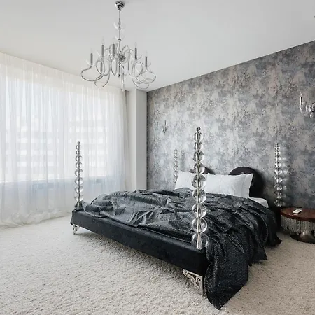 Direct Sea View Apartment