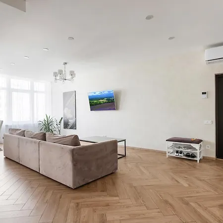 Apartment Direct Sea View